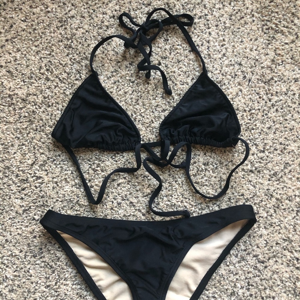 Black Bikini